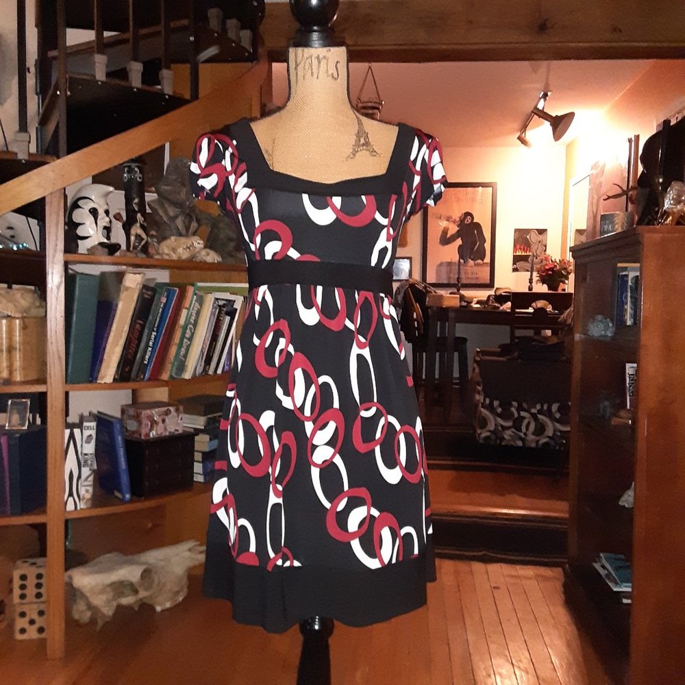 womans short sleeve dress size med